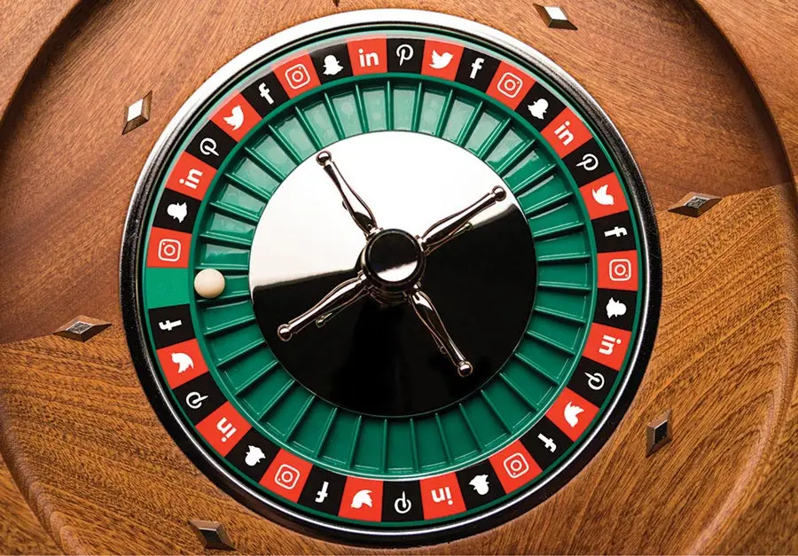 Social media roulette wheel